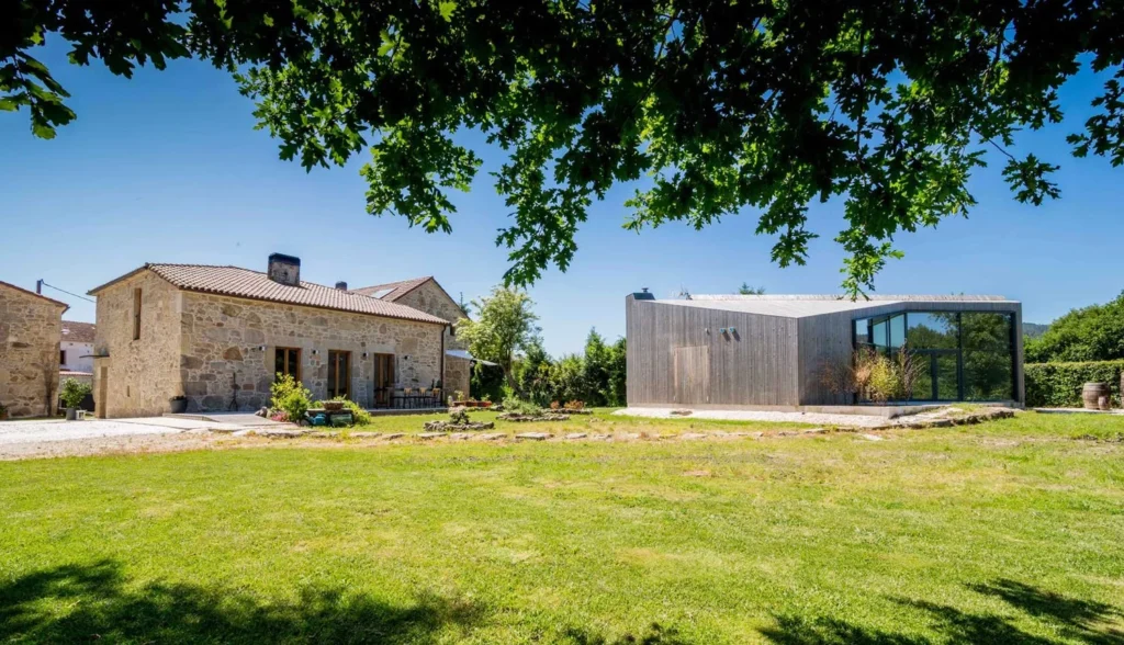 Os Lambráns rural spa with restored stone house and modern wellness building in Galicia